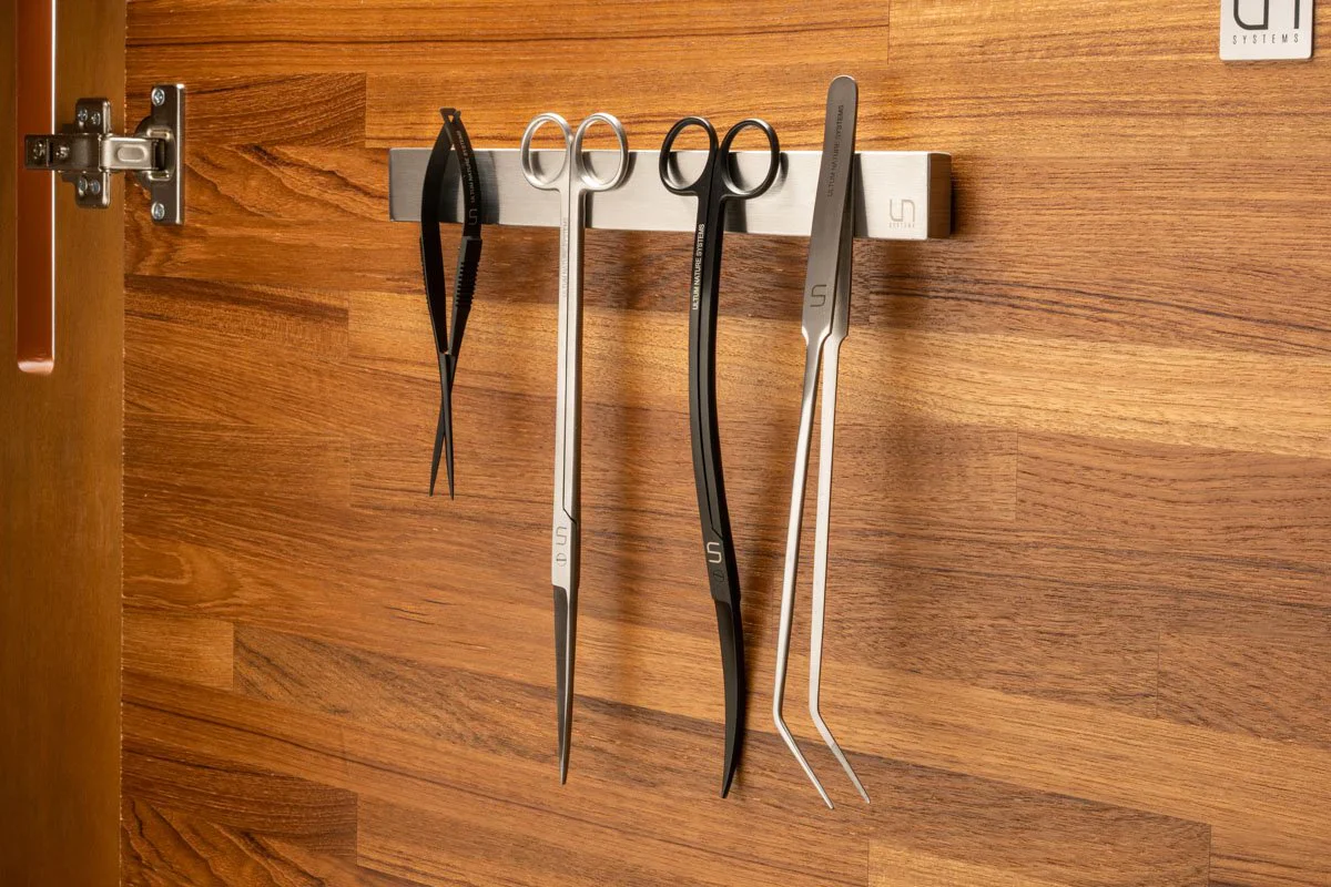 Magnetic Tool Bar - UNS - Image 4